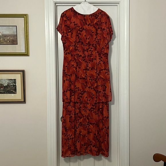 Vintage Coldwater Creek dress just waiting for you to wear to a fall event! - Picture 2 of 3